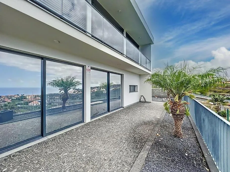 Villa Ribeiro Real 12 A Camara de Lobos