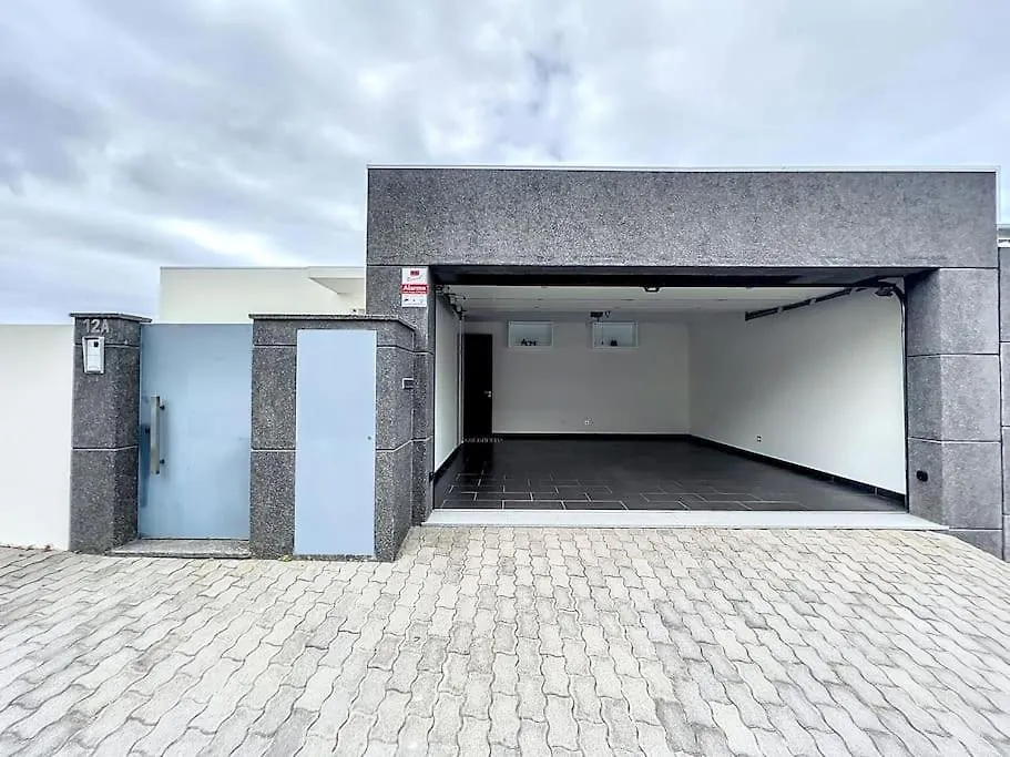 Villa Ribeiro Real 12 A Camara de Lobos